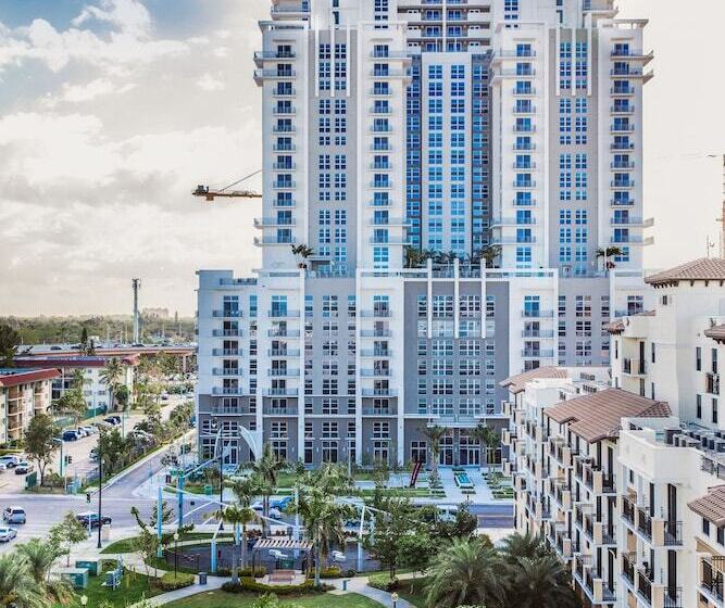 Tucker At Palmer Dadeland Miami