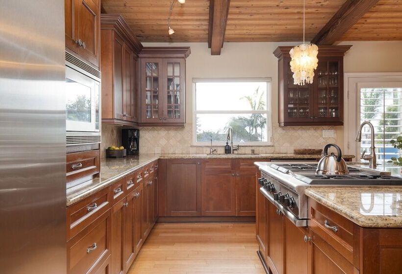 Wavebreak By Avantstay Close To Beaches/surfing