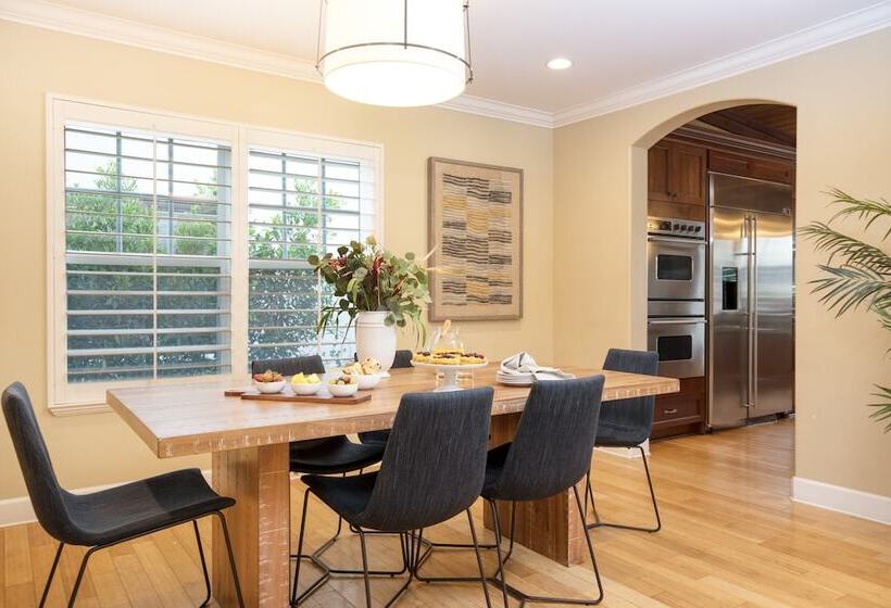 Wavebreak By Avantstay Close To Beaches/surfing