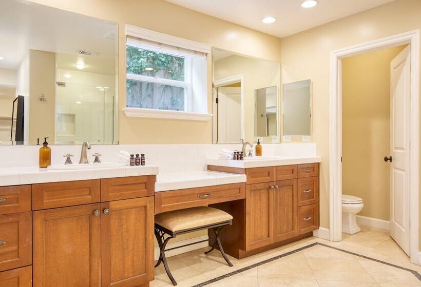 Wavebreak By Avantstay Close To Beaches/surfing