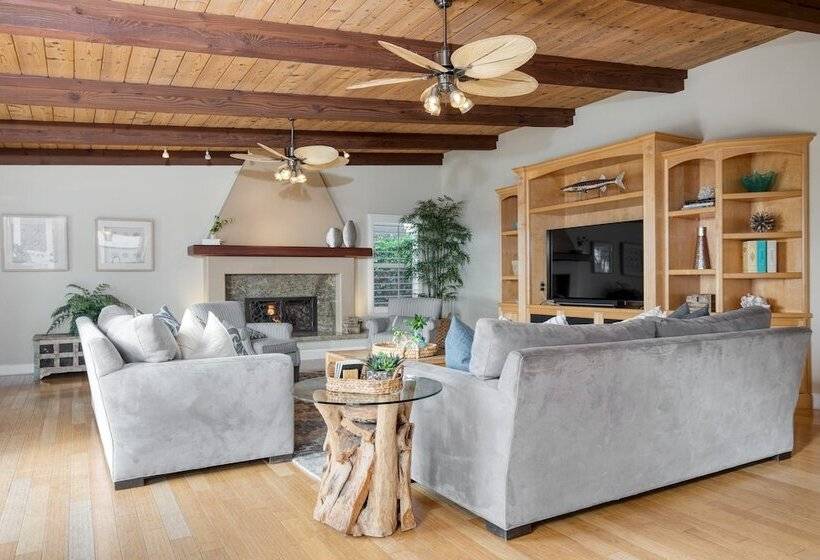 Wavebreak By Avantstay Close To Beaches/surfing