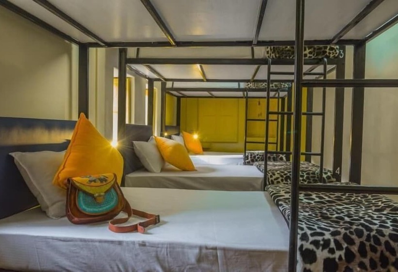 Общежитие Zostel Jodhpur   Clock Tower