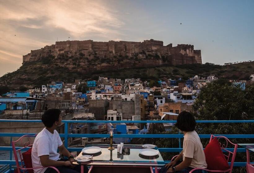 Общежитие Zostel Jodhpur   Clock Tower