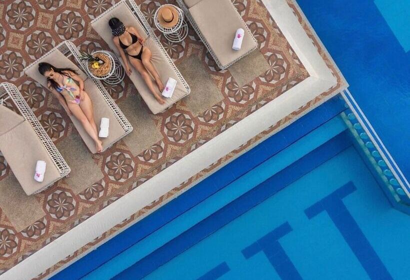 Eco Hotel Verano Azul