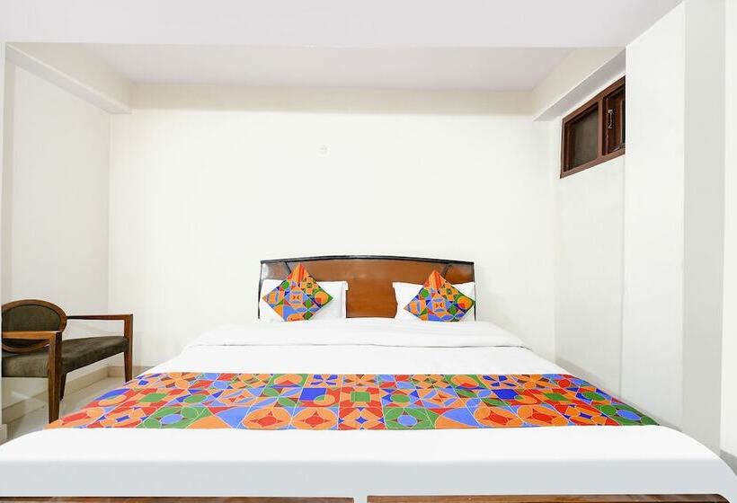 Fabhotel Ginger Grass