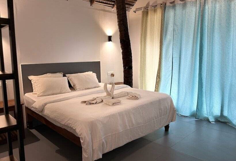 فندق Agonda Beach Chalets