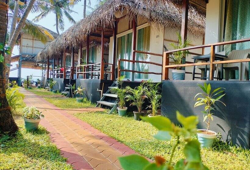 فندق Agonda Beach Chalets