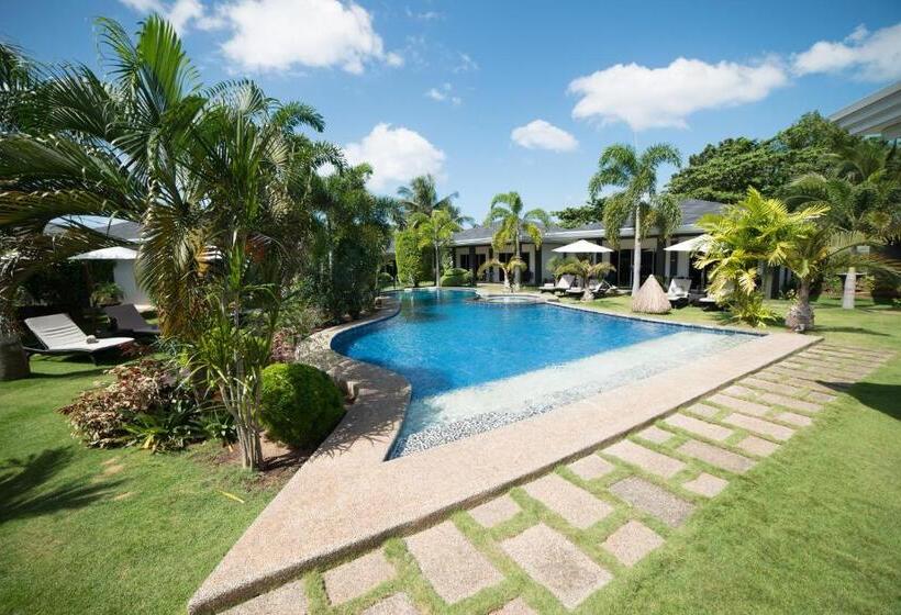 هتل Alona Royal Palm Resort