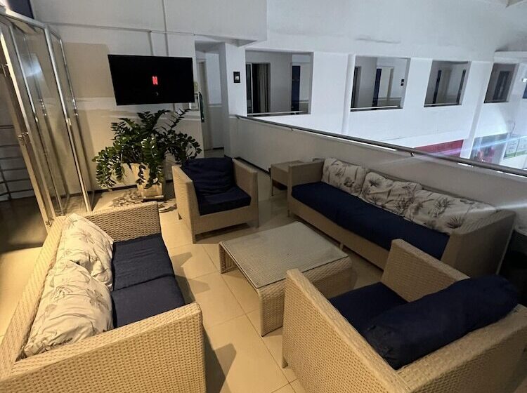 Отель Boutique Santa Ana