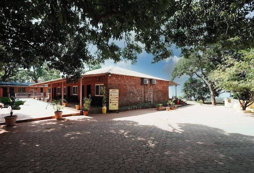 فندق Dwarka Resort