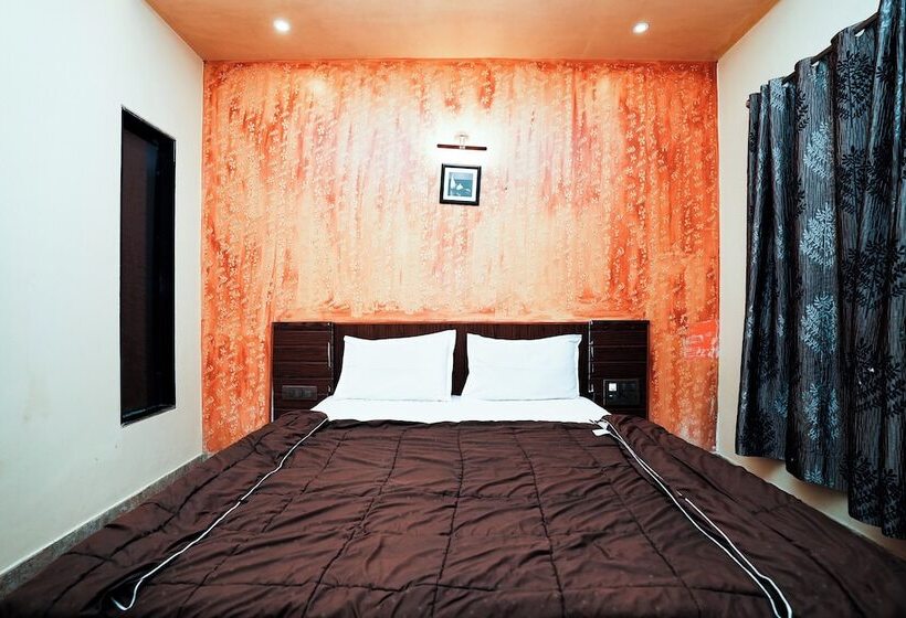 فندق Dwarka Resort