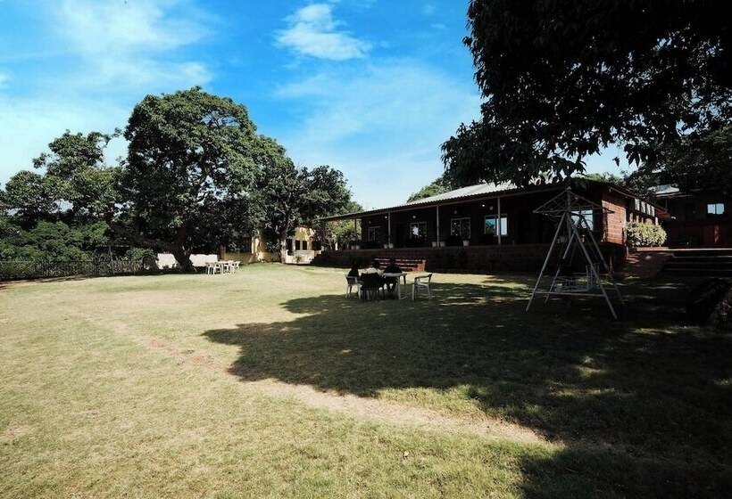 فندق Dwarka Resort