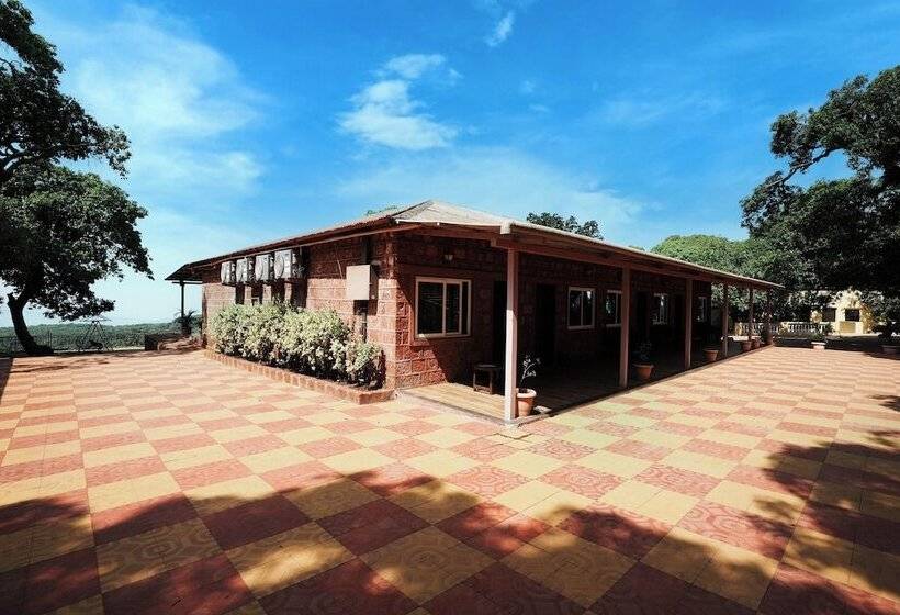 فندق Dwarka Resort