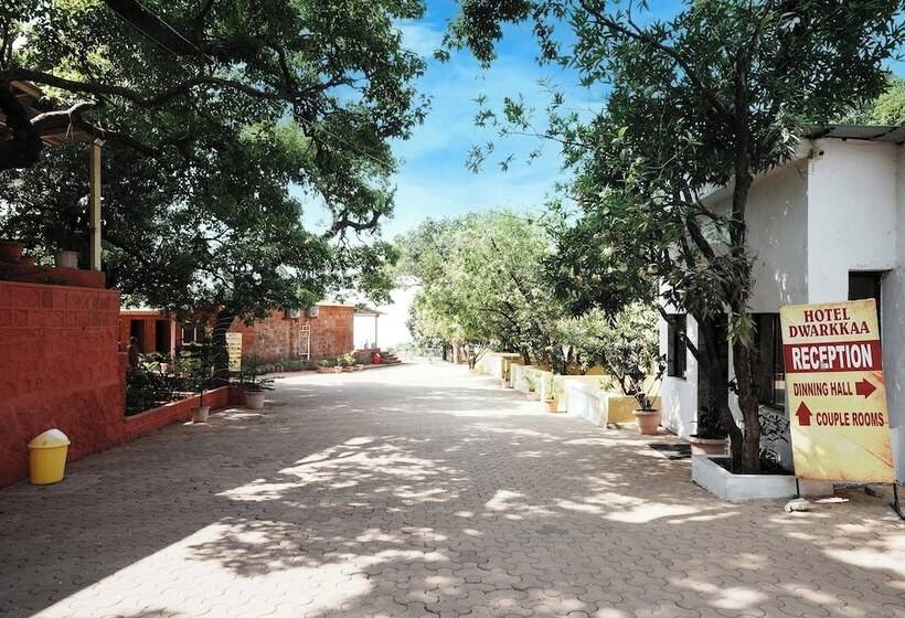 فندق Dwarka Resort