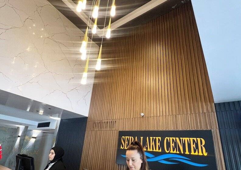 Отель Sera Lake Center