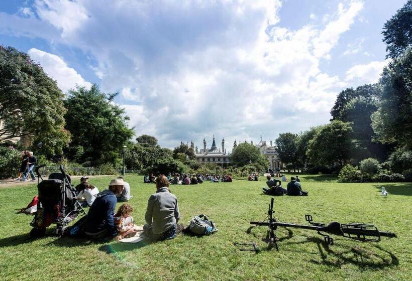 Maldron Hotel Brighton City Centre