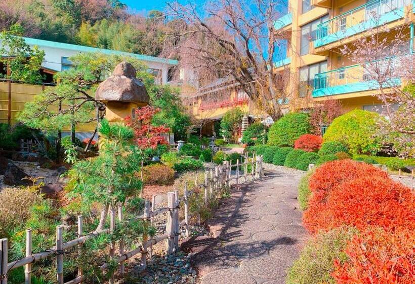 료칸 Koubounoyu Honten