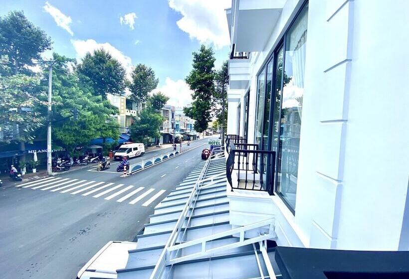 هتل Phuong Nam Sa Dec