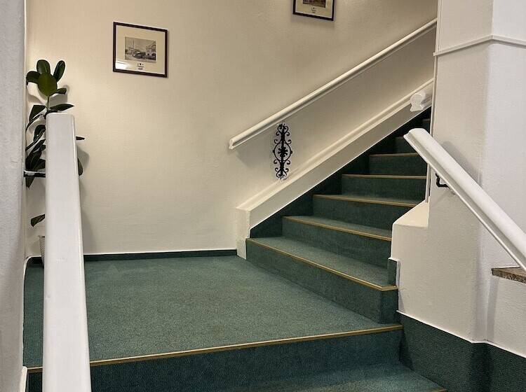 فندق Sachsenhof Riesa