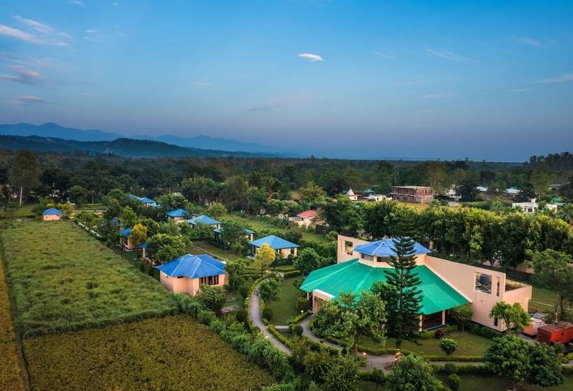 בית מלון כפרי Tusk And Roar Corbett Resort