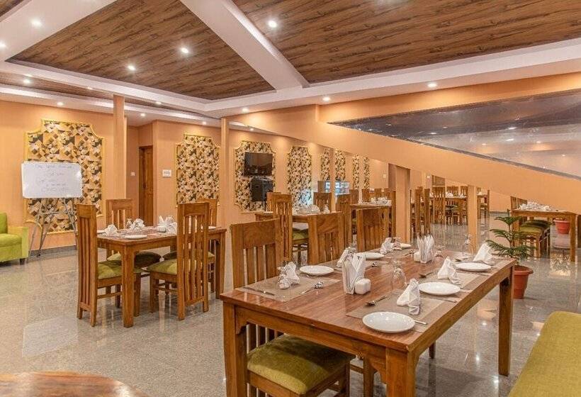 فندق The Grand Madhushala Shimla