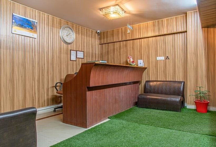 فندق The Grand Madhushala Shimla