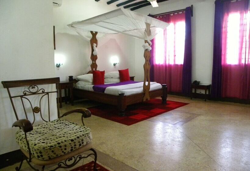 African Sun Sand Sea Beach Resort & Spa