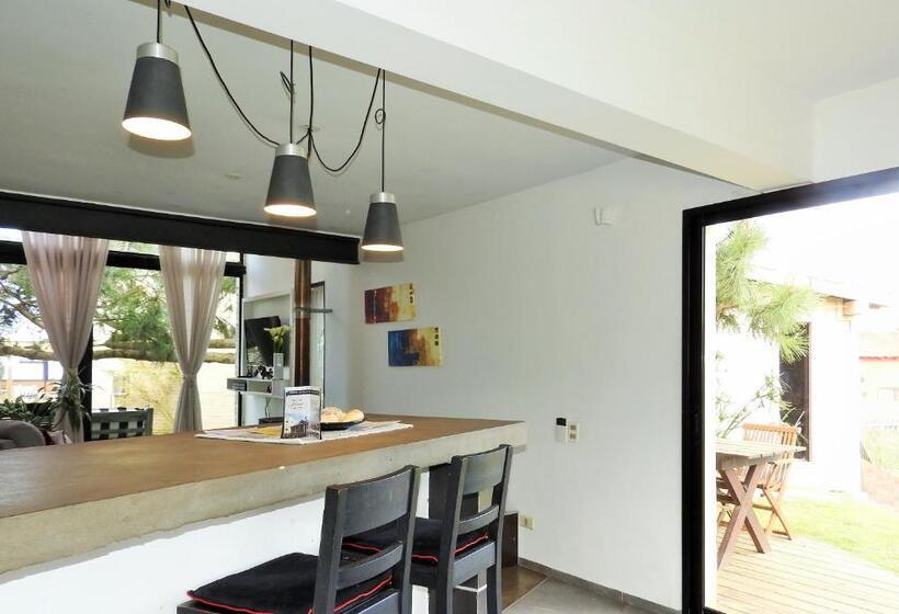 هاستل Calas Del Diablo