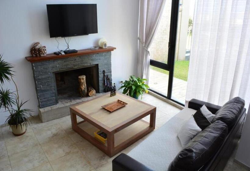 هاستل Calas Del Diablo