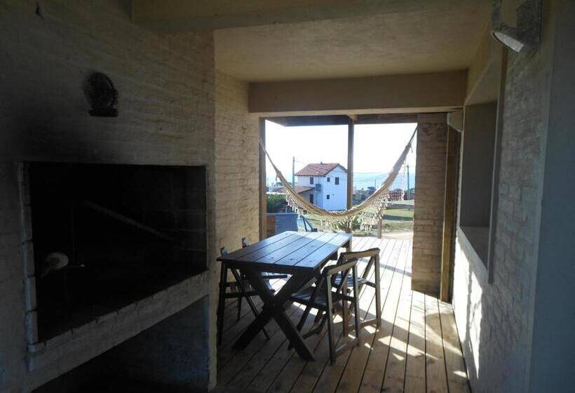 هاستل Calas Del Diablo