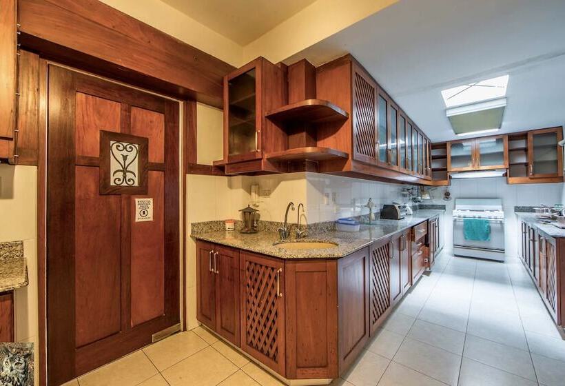 Общежитие Hostal Entre 2 Aguas