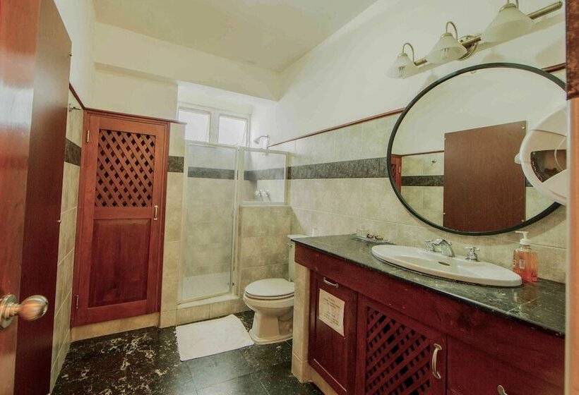 Общежитие Hostal Entre 2 Aguas