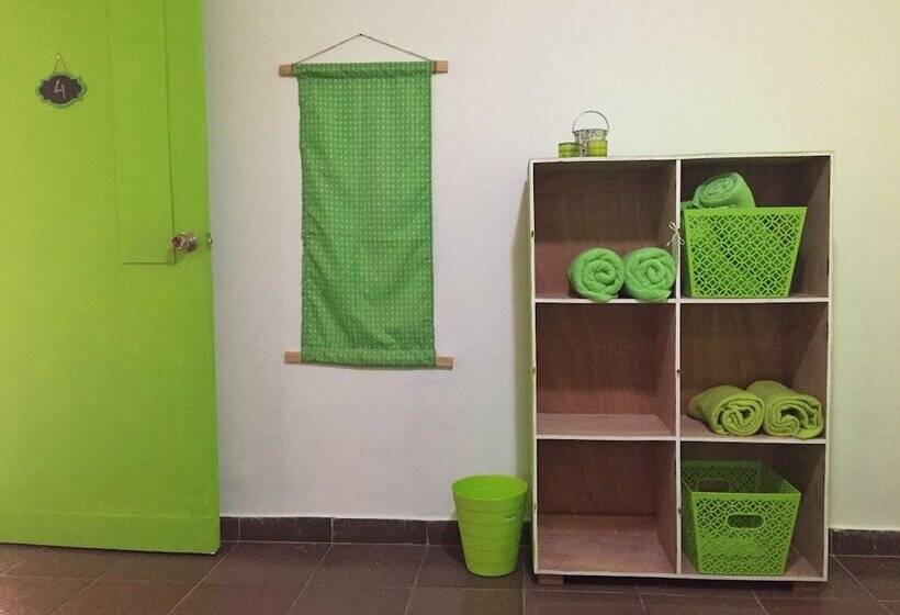 Bed and Breakfast Acuarela Hostal