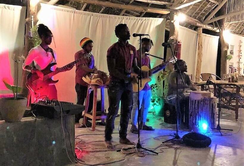 צימר Bahari Beach Bungalows