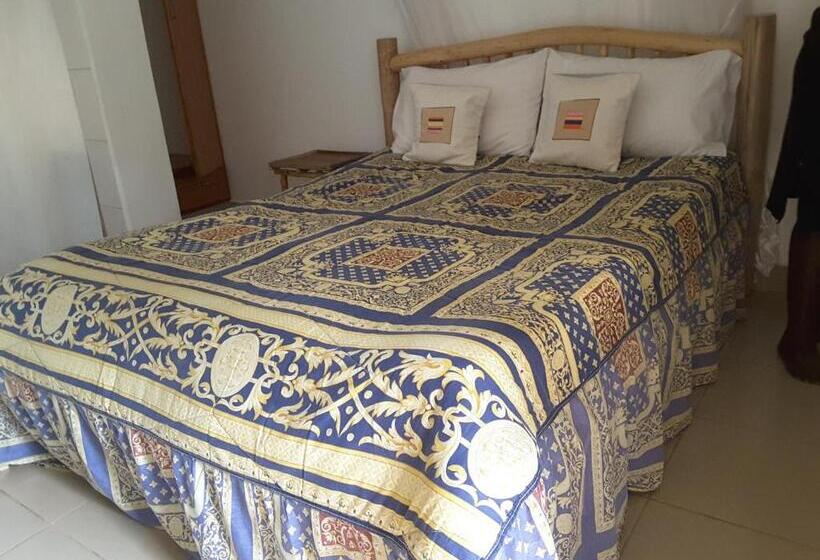 تختخواب و صبحانه Brownstone Country Home