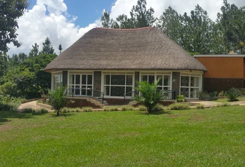 تختخواب و صبحانه Brownstone Country Home