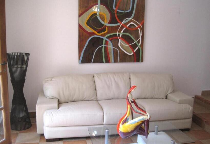 Bed and Breakfast Contadora Island Inn