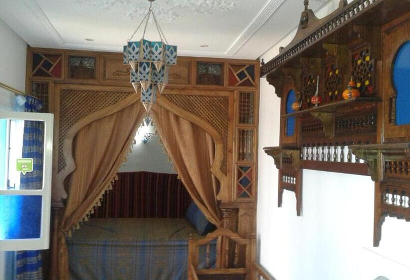 민박 Dar El Goulli