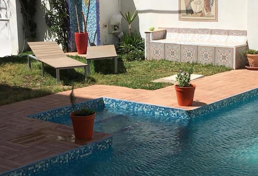 تختخواب و صبحانه Dar El Maa Maison D Hôtes Sur La Plage De Tunis