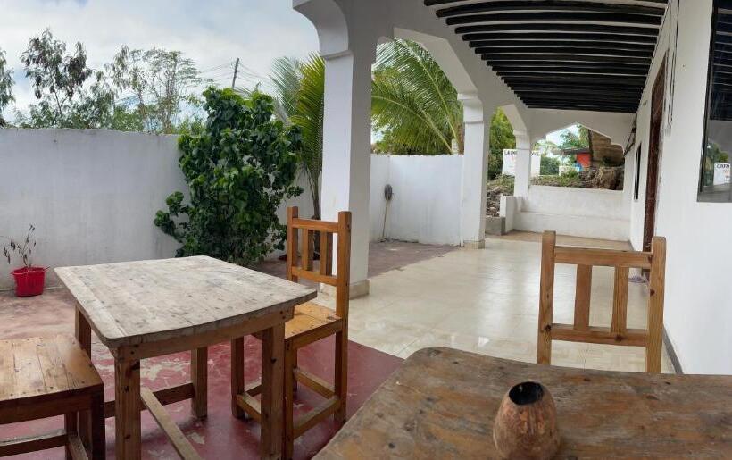 مبيت وإفطار Natural Kendwa Villa