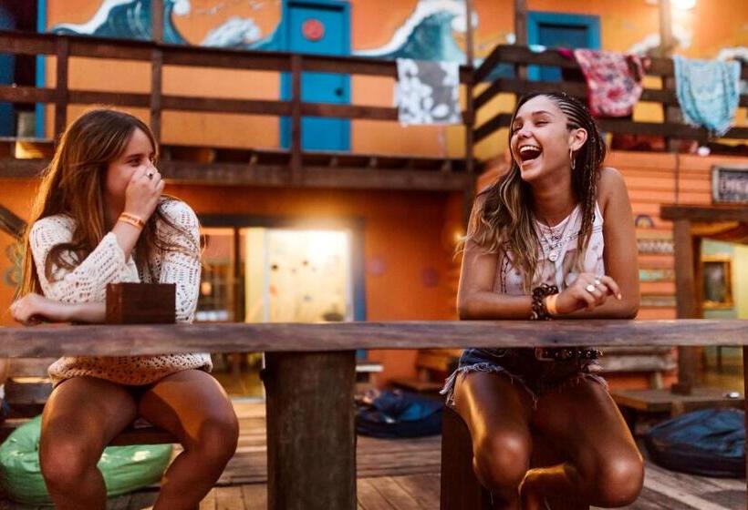 Compay Hostel La Pedrera