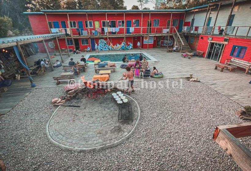 Compay Hostel La Pedrera