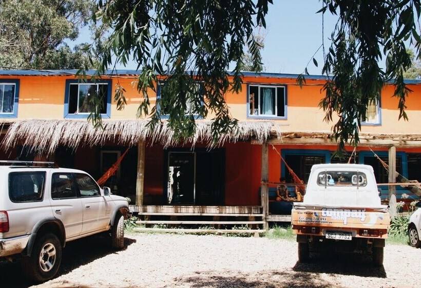 Compay Hostel La Pedrera