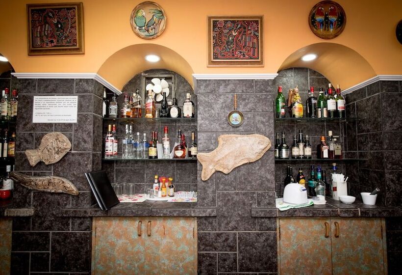 בית מלון כפרי Acapulco