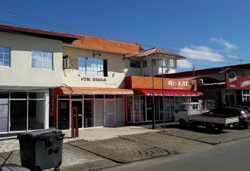 هتل Bar Restaurant Emergency 911 Sto Lk Group