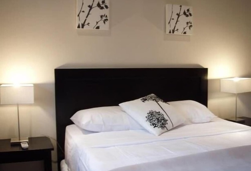 Отель Baru Lodge Panama