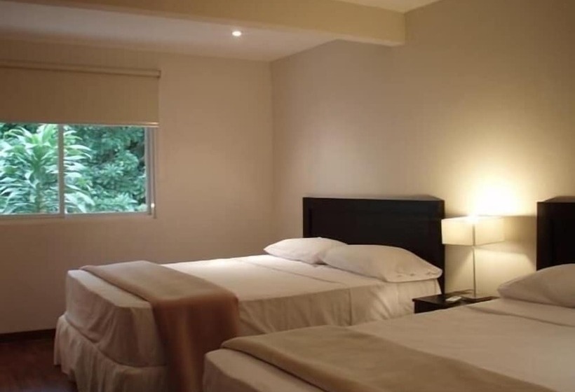 Отель Baru Lodge Panama