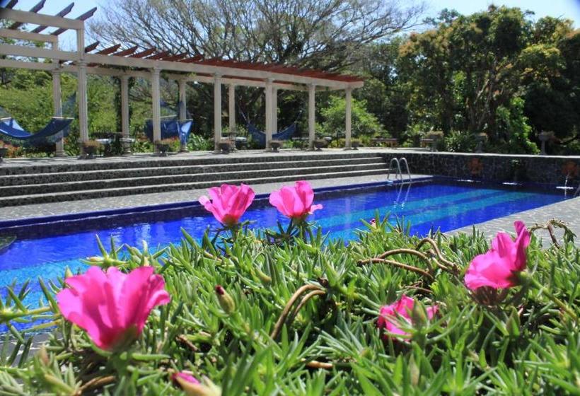 فندق Crater Valley Boutique