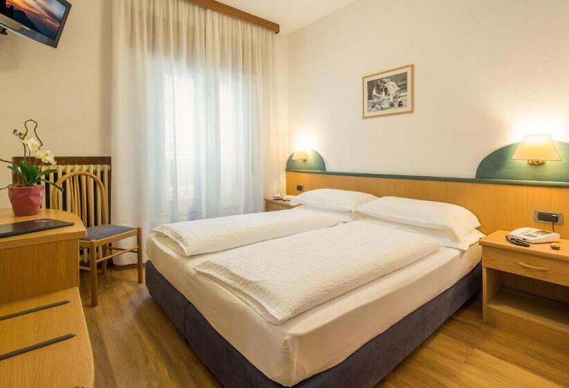 酒店 Garnì Ai Serrai