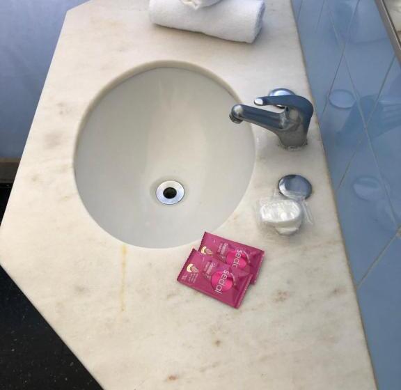 בית מלון כפרי Gaudí